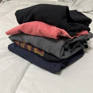 5 piece cropped tee bundle size XS/S